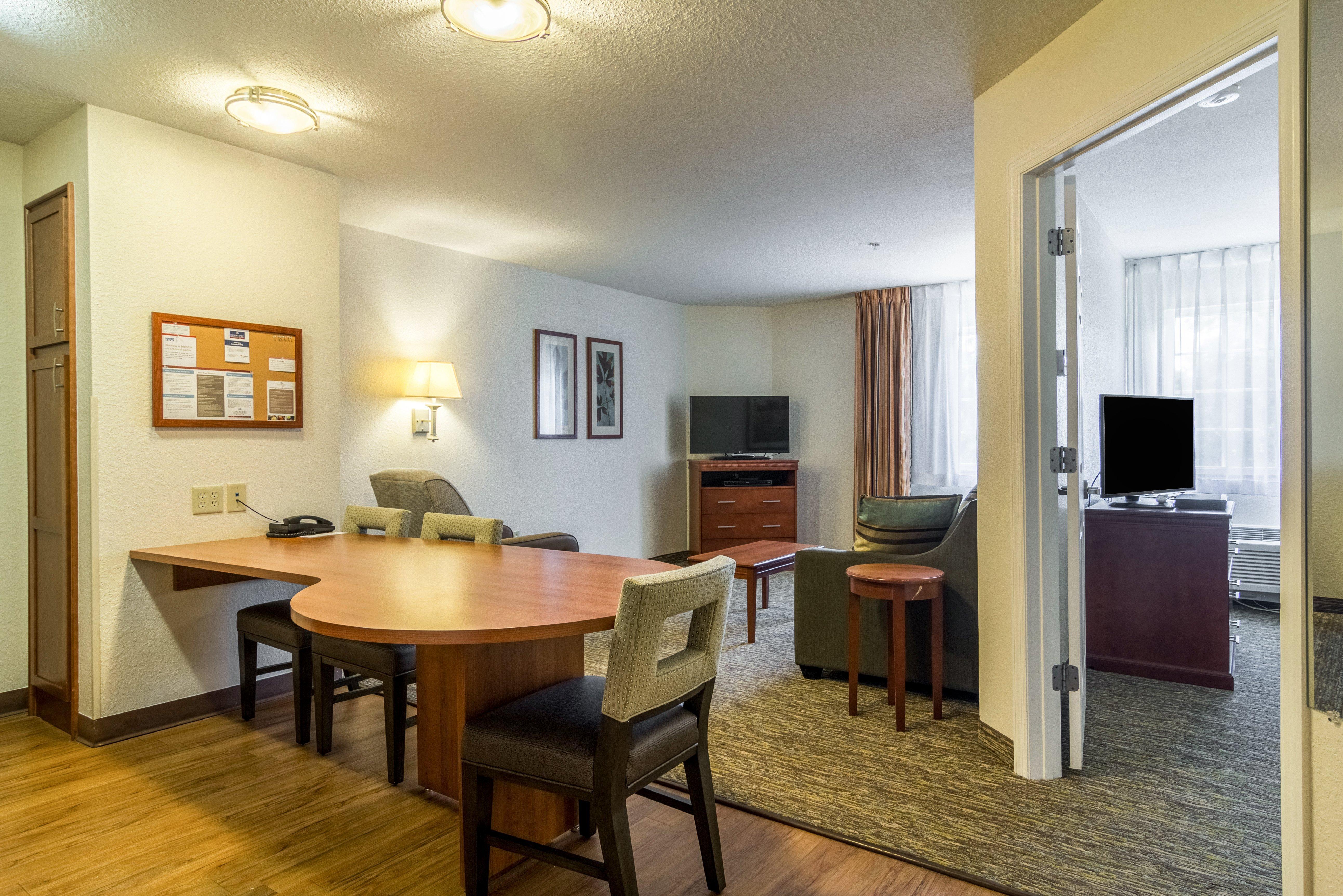 Candlewood Suites Jacksonville East Merril Road By Ihg Exterior photo